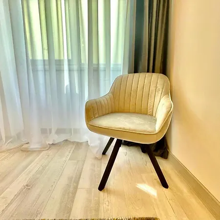 Aparthotel Yamaluxe - Bucarest