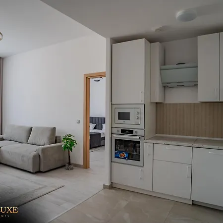 Aparthotel Yamaluxe -