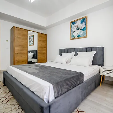 Yamaluxe Luxury - 4* Bucharest