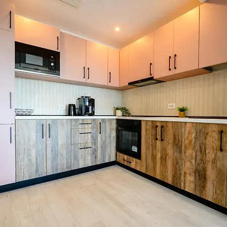 Hotel de apartamente Yamaluxe Luxury - București Bucureşti