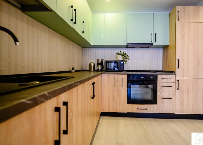 Yamaluxe Luxury -