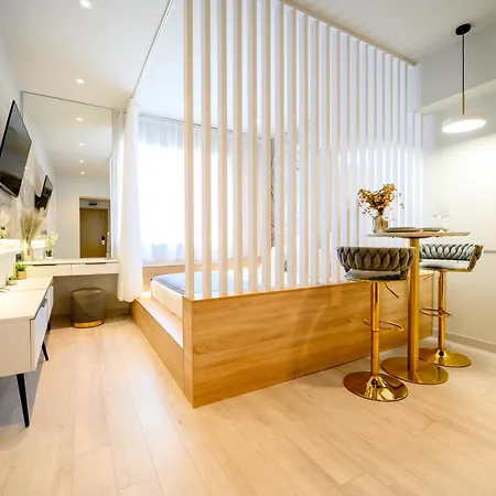 Ξενοδοχείο με διαμερίσματα Yamaluxe Luxury - Βουκουρέστι