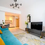 Yamaluxe Luxury -