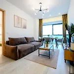 Yamaluxe Luxury -